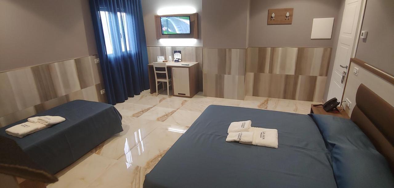 La Piana Hotel Tito エクステリア 写真