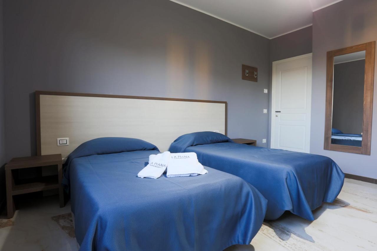 La Piana Hotel Tito エクステリア 写真