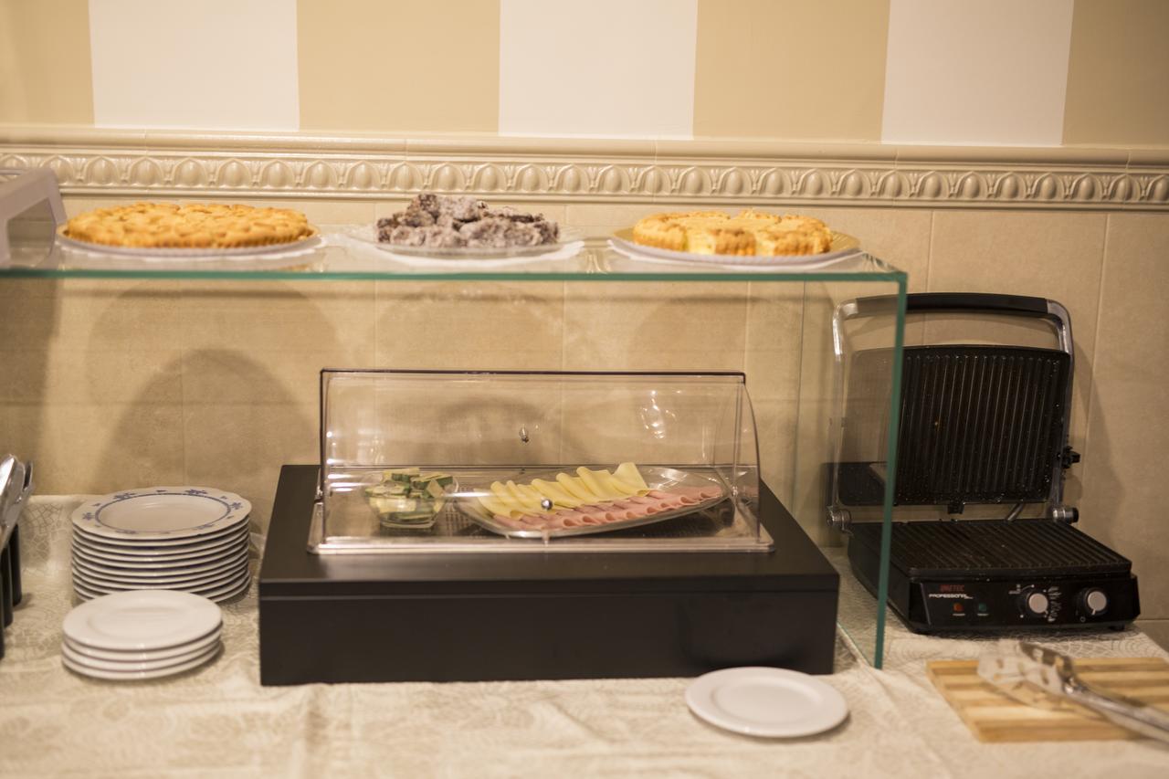 La Piana Hotel Tito エクステリア 写真